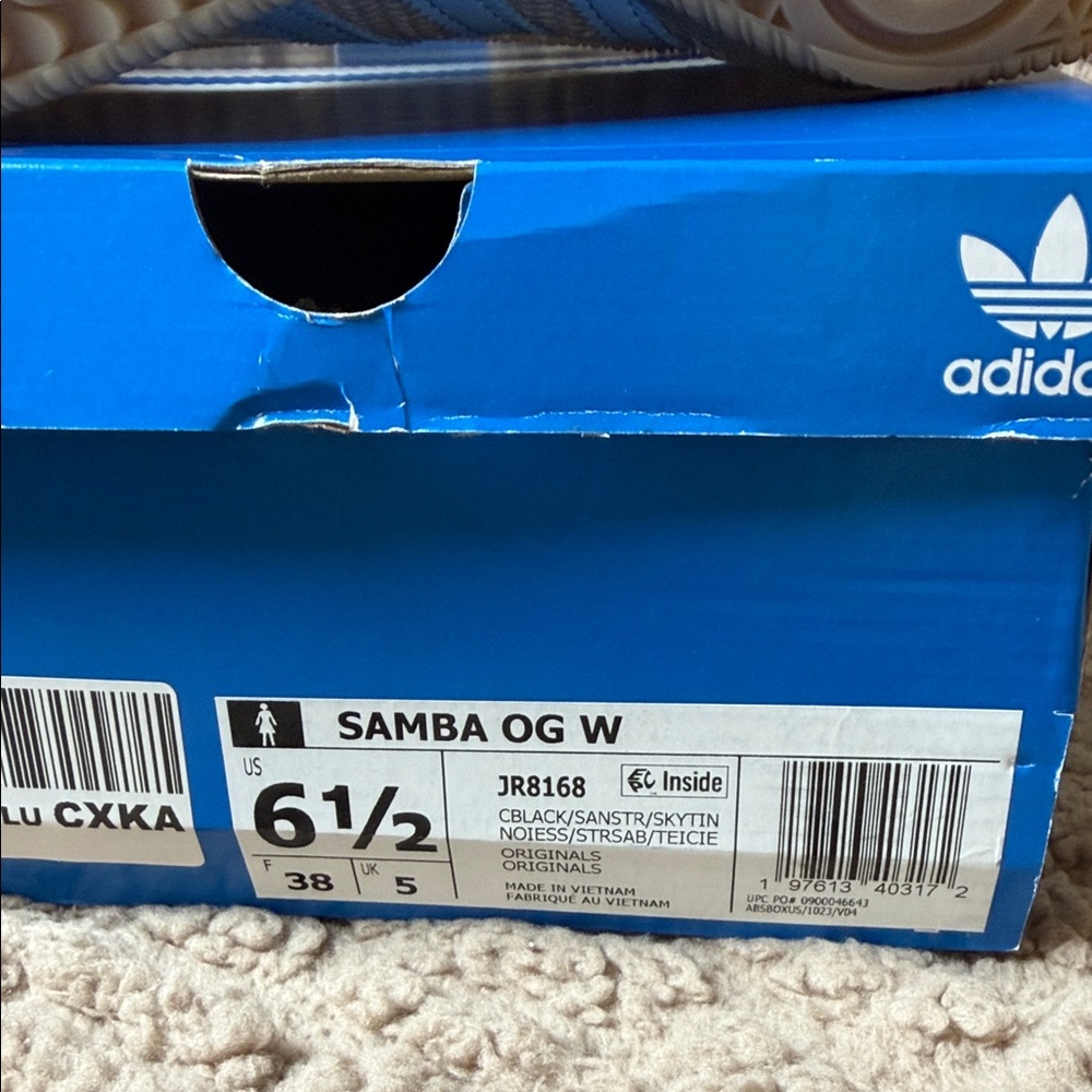Adidas Women’s Samba OG Cream and Light Blue Sneakers - Picture 9 of 13